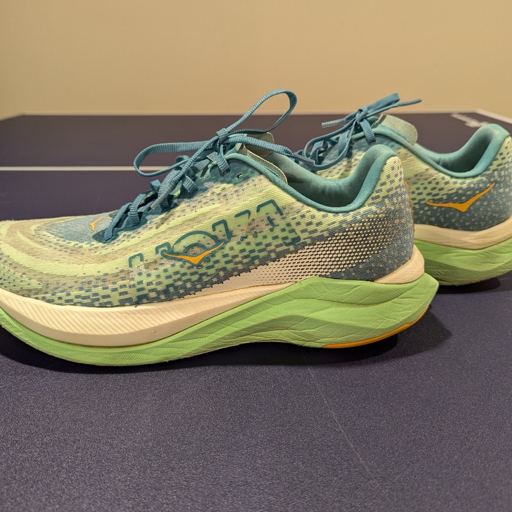 Hoka Mach X